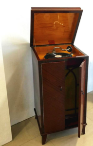 royal victoria discaphone
